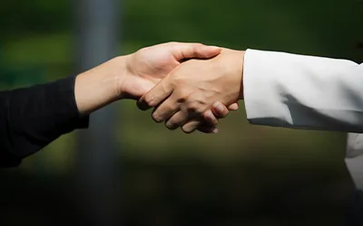 Іноземці не з ЄС, які працюють у Бельгії через польську фірму: як правильно розрахувати податки